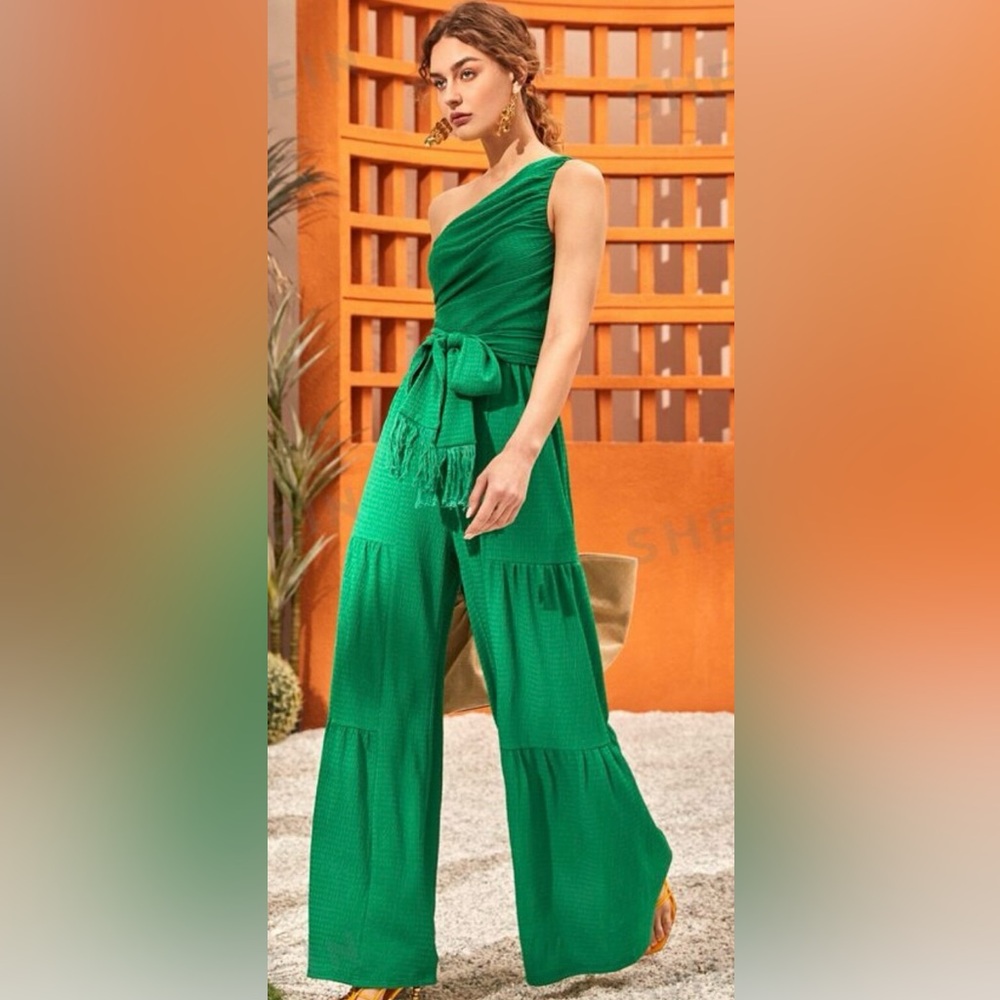 One shoulder jumpsuit